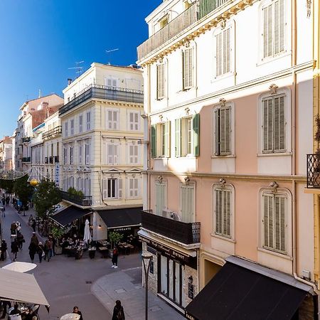 Centrally Located Modern 2 Bed Apartment In Cannes With Aircon And High Ceilings And Modern Design 696 外观 照片
