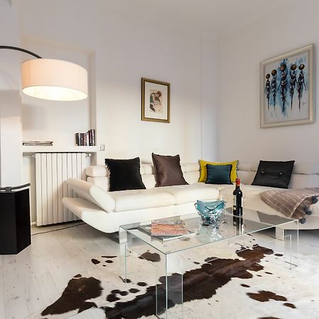 Centrally Located Modern 2 Bed Apartment In Cannes With Aircon And High Ceilings And Modern Design 696 外观 照片